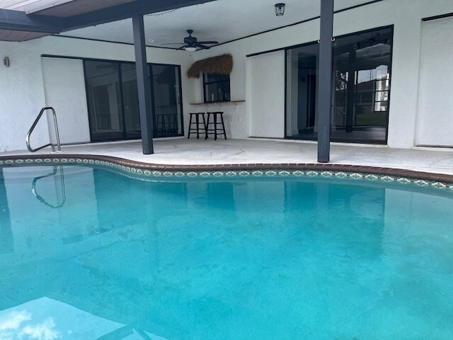 Entertain your friends at your own private pool oasis. - 2316 Everest Pky