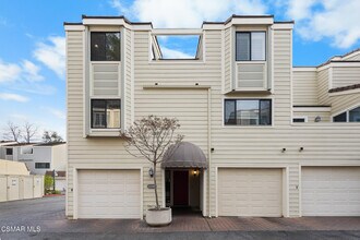 Building Photo - 1224 S Westlake Blvd