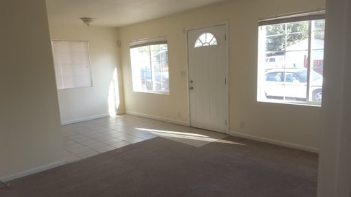 Building Photo - 359 Thomas Ave