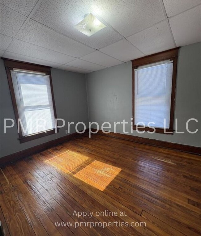 Foto del edificio - 4 Bedrooms/ 2 bathrooms House