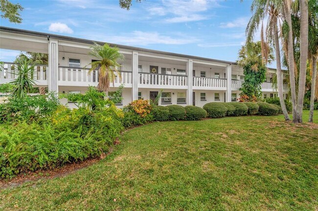 Foto del edificio - 3700 Haines Rd N