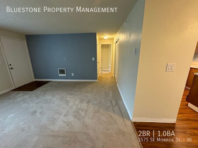 Foto del edificio - 3575 SE Monroe St