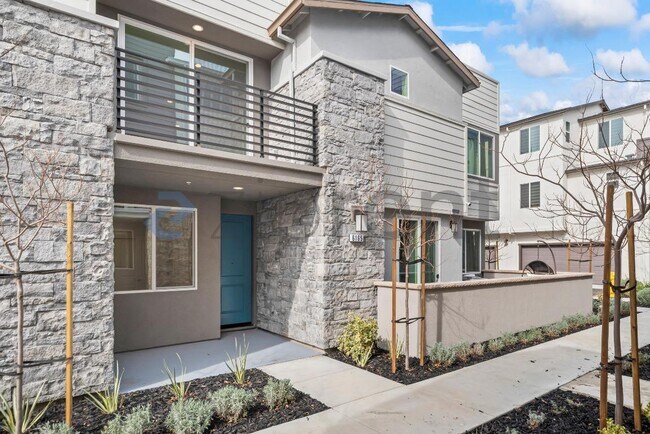 Building Photo - 6165 Raven Ave