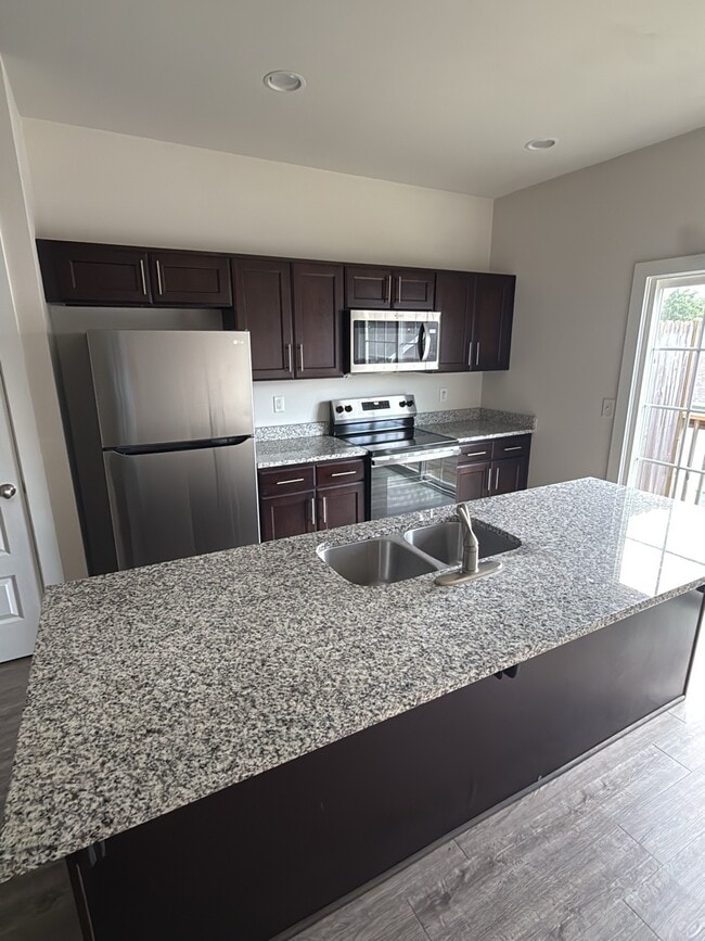 Building Photo - 3030 Ned Shelton Rd