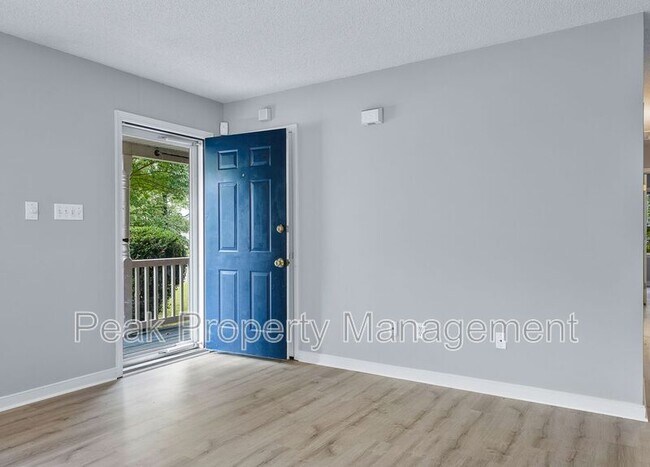 Building Photo - 6000 Zion Ridge Dr