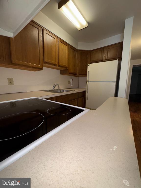 Foto del edificio - 302 E 11th St