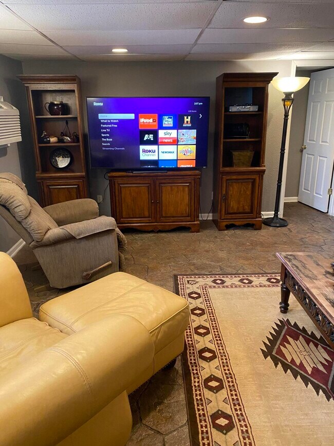 Foto del edificio - 1601 Hinkson Ave