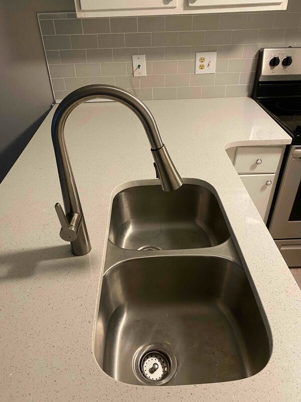 Building Photo - 6850 Blue Heron Blvd