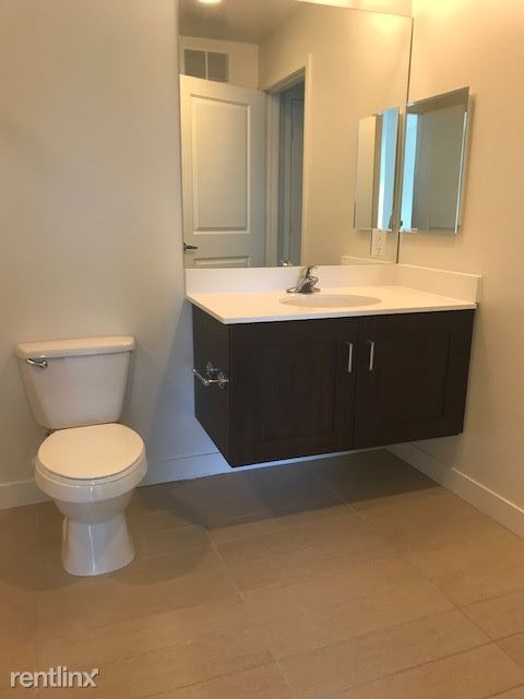 Building Photo - 1 br, 1 bath  - 885 N Orange Ave