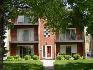 Foto principal - 9515 S Kilbourn Ave