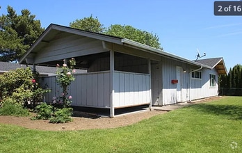 Building Photo - 315-317 SE 118th Ave