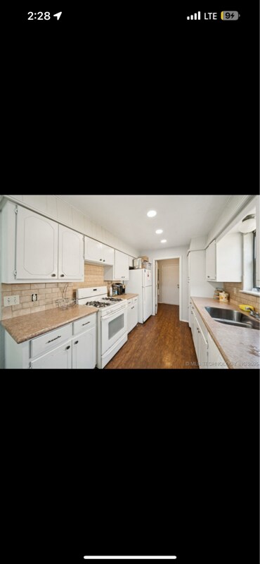 Foto del edificio - 3011 S 124th E Ave