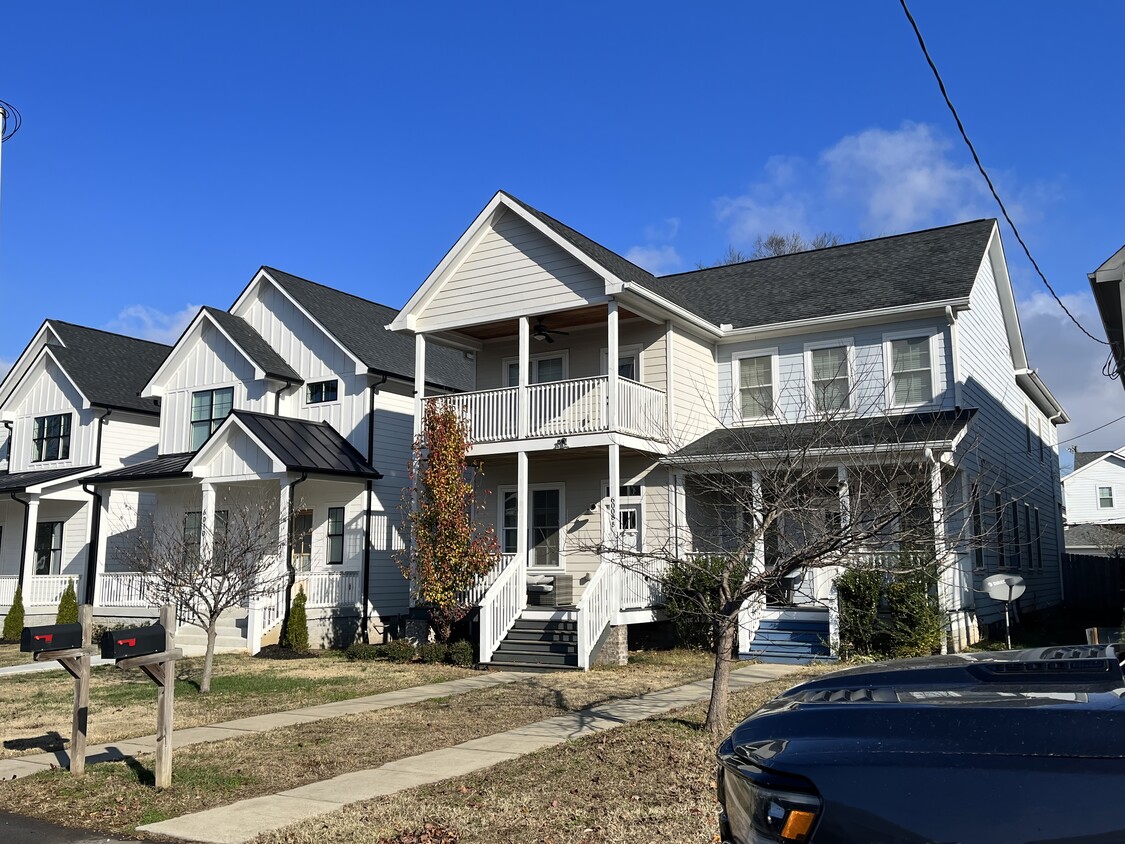 Right Side of House - 6008 Pennsylvania Ave