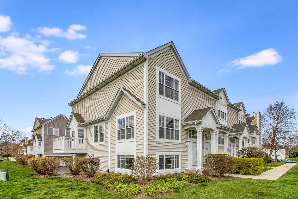 3506 Meadow Lily Dr, Joliet, IL 60431 Townhouse for Rent in Joliet, IL