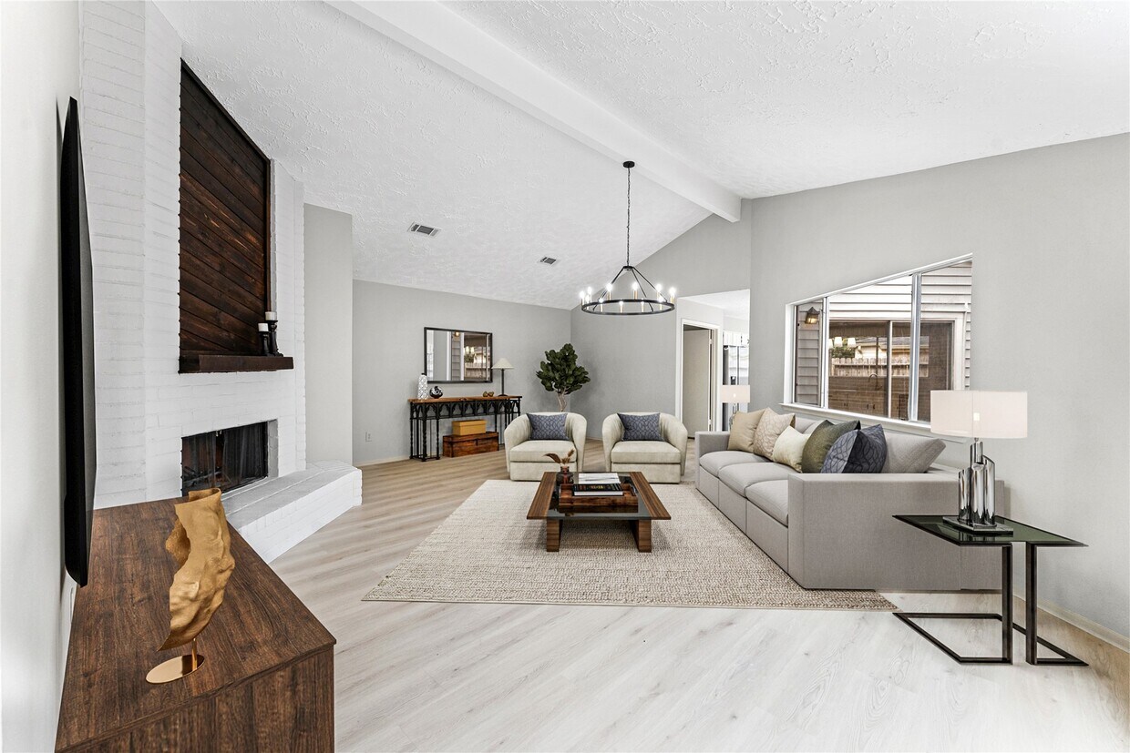 Foto principal - 16218 Olive Glen Dr