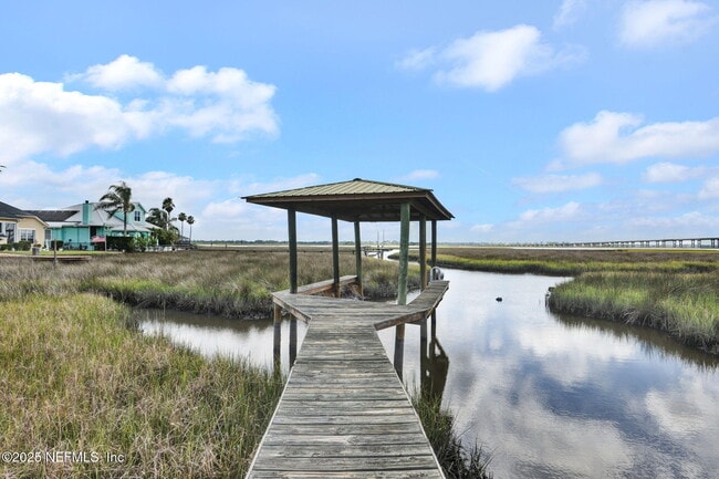 Building Photo - 4389 Seabreeze Dr