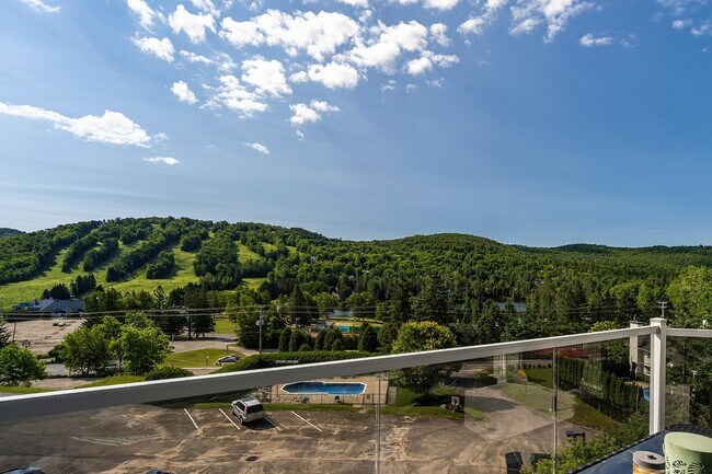 Photo du bâtiment - 775 Rue Principale