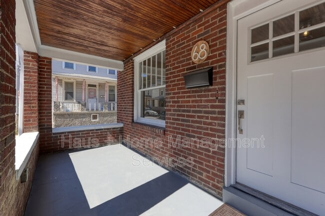 Building Photo - 68 Dewey St