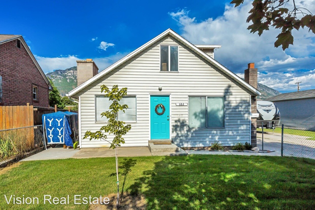 Primary Photo - 1 br, 1 bath House - 682 N 700 W