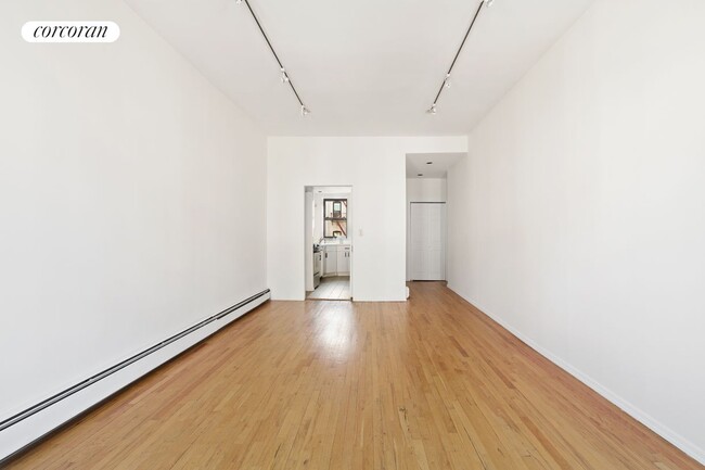 Building Photo - 201 St James Pl