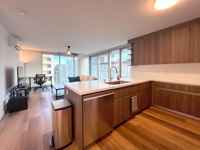 Foto del edificio - 1500 Rycroft St