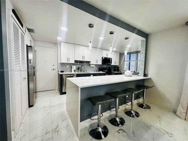 Foto del edificio - 1501 S Ocean Dr
