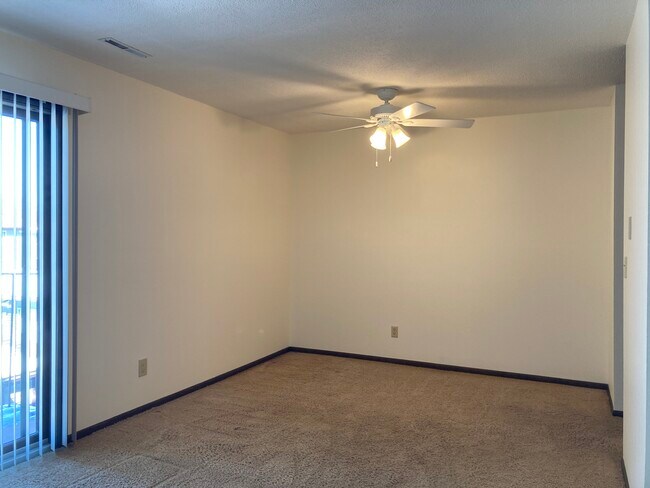 Dining area - 1013 Woodland Heights Ct SE