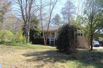 Building Photo - 15 Caboose Ct SW