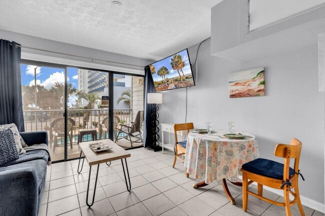 Building Photo - 2000 S Ocean Blvd