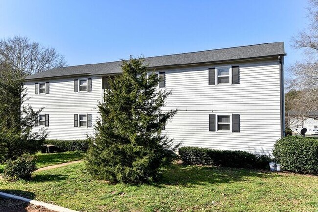 Foto del edificio - Newly remodeled 2 bed, 1 bath single story...