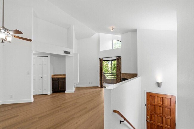 Foto del edificio - 10301 N 70th St