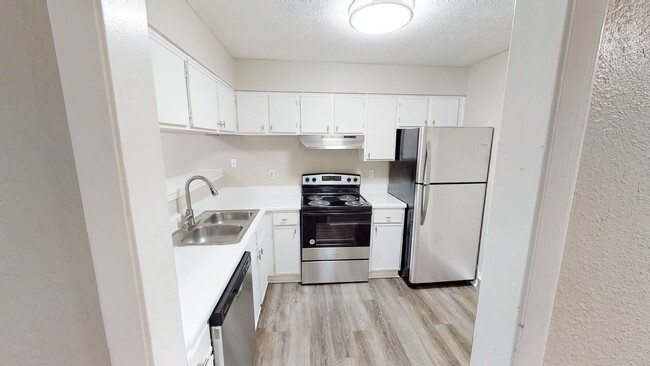 Interior Photo - Park Creek Apartments