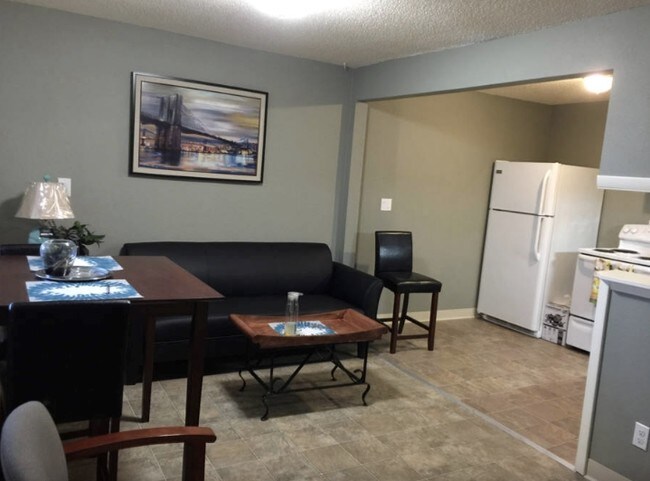 14839 Military Rd S Tukwila Wa 98168 Apartment For In 14839 Military Rd S Tukwila Wa 98168