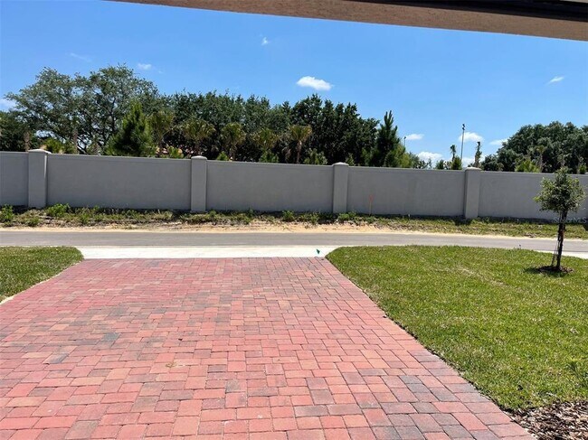 Foto del edificio - 12271 Bracco St