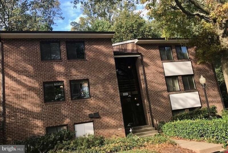 1528 Northgate Square Unit 2C, Reston, VA 20190 Condo for Rent in Reston, VA