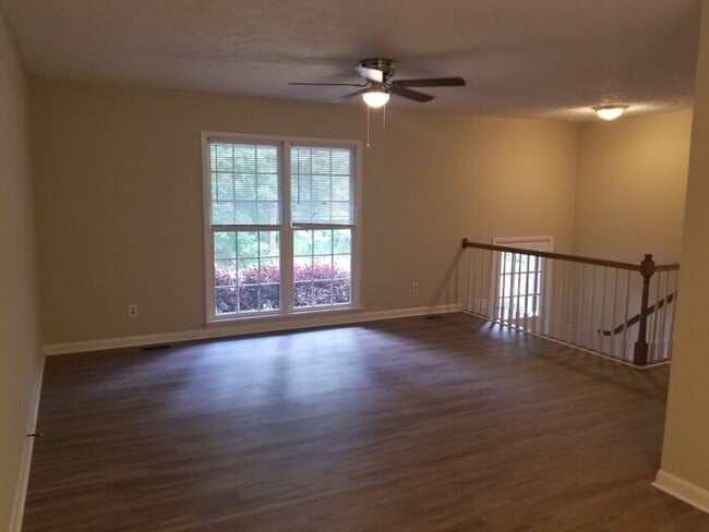 Building Photo - 1151 Bouldercrest Cir