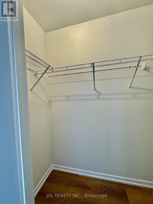 Building Photo - 94 Matawin Ln