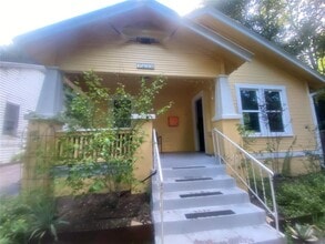 Building Photo - 3010 Fruth St