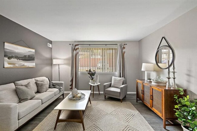 Building Photo - Residences at Grand Blanc Apartments - Grand Blanc, MI