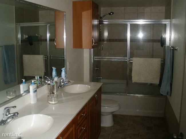 Building Photo - 6450 Emerald Dunes Dr