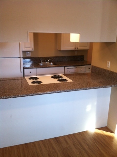 Building Photo - (858) Foxfire Apartments - 2 Bedroom / 1 B...