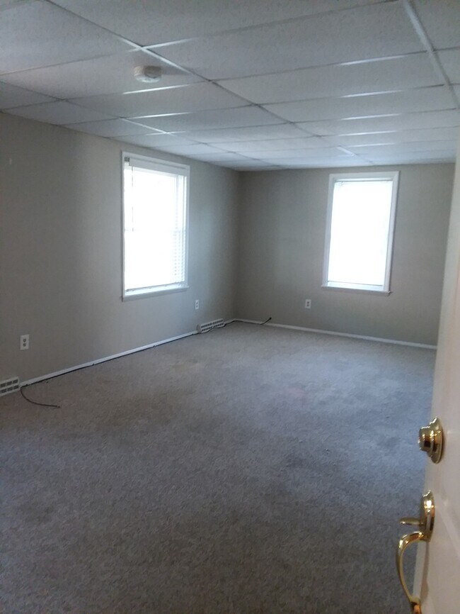Building Photo - Unit #6