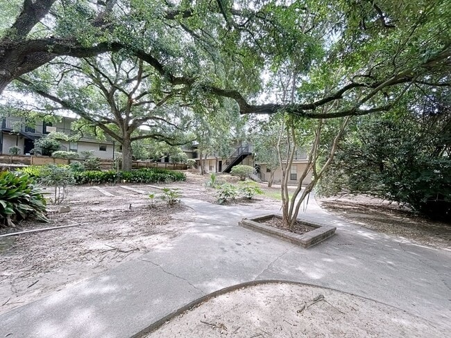 Building Photo - Cozy Gated 1BR Condo with Pool & Perks – Coming Soon
