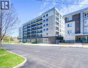 Building Photo - 275 Larch St
