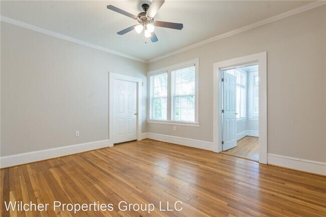 Building Photo - 1 br, 1 bath House - 737 Barnett St. Apt A-4