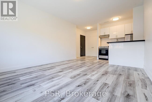 Photo du bâtiment - 256-256 Sherbourne St