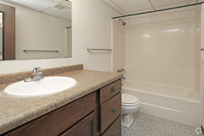Interior Photo - Driftwood Plaza