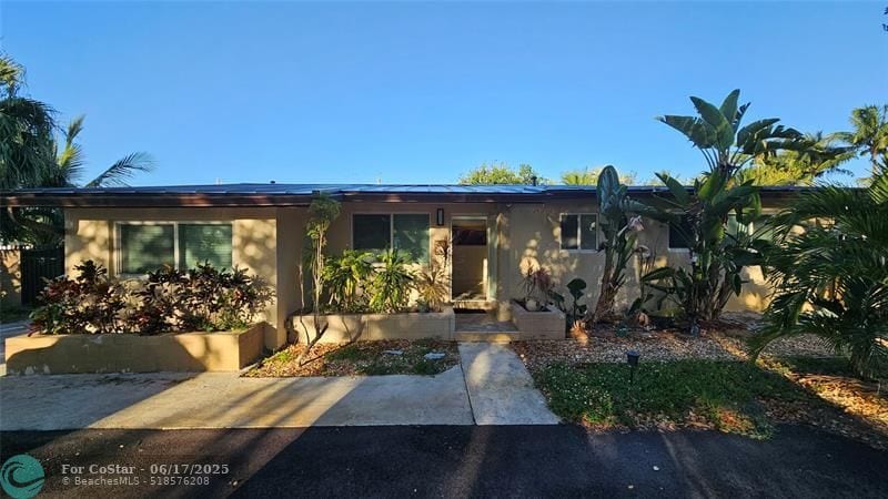 Primary Photo - 436 NE 25th Ave