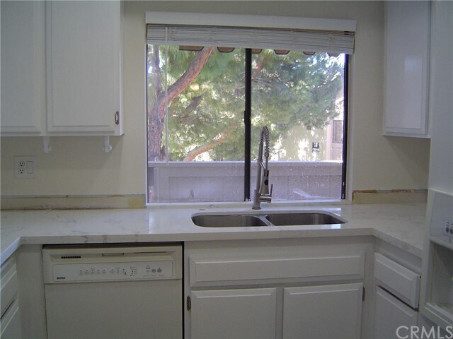 Building Photo - 13634 La Jolla Cir