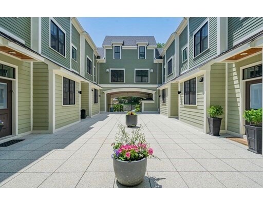 Foto del edificio - 221 Beacon St